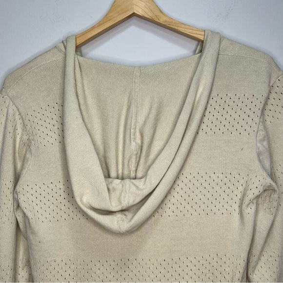 Lole Tan Vneck Hooded Long Sleeve Shirt Size Medium - Picture 3 of 9